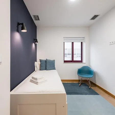 Apartment Guestready - Chic Cityscape