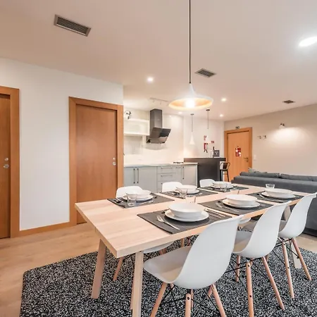 Guestready - Chic Cityscape Appartement Oporto