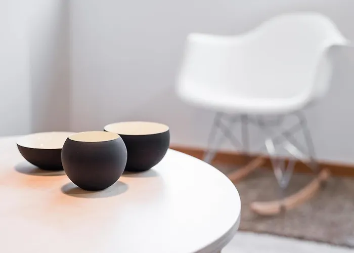 Guestready - Chic Cityscape