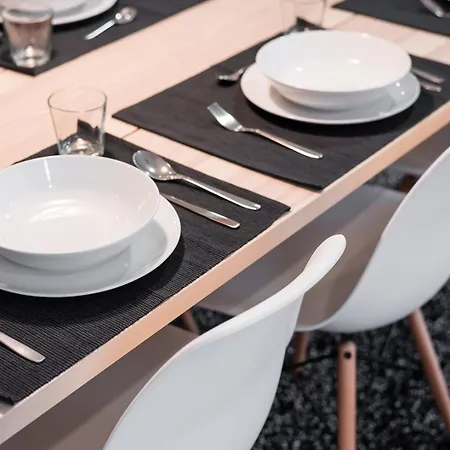 Guestready - Chic Cityscape Lägenhet